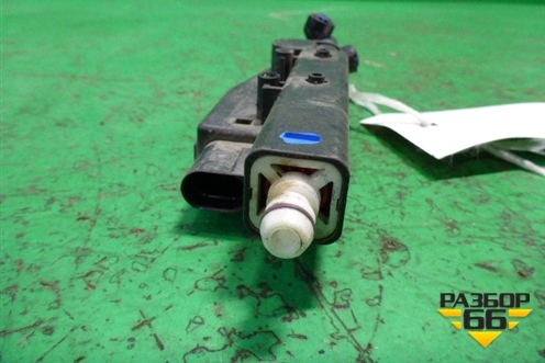 Форсунка омывателя фары (L=R) (3D0955978B) для Volkswagen Phaeton с 2002-2014г (Фаетон)