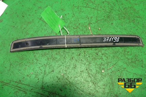 Накладка порога внутренняя заднего правого (в проем) (3D7853540) для Volkswagen Phaeton с 2002-2014г (Фаетон)