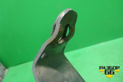 Кронштейн шумоизоляции для Mercedes Benz TRUCK Axor 2 с 2004г (Аксор)