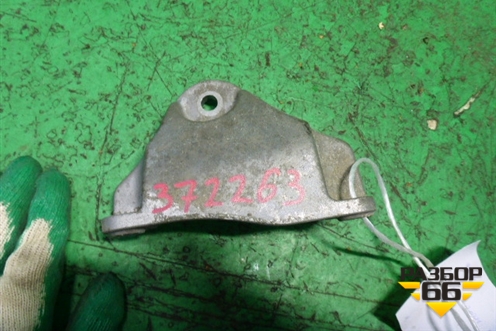 Кронштейн КПП (правый) (3D0399114M) для Volkswagen Phaeton с 2002-2014г (Фаетон)