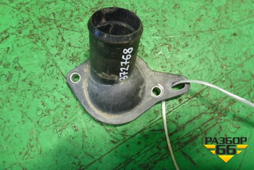 Фланец двигателя системы охлаждения (1.3л 4A90) (MN155852) для Mitsubishi Colt с 2004г (Кольт)