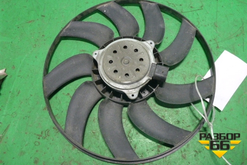 Вентилятор охлаждения радиатора (M134989) для Audi A4 (В8) с 2007-2015г (А4)