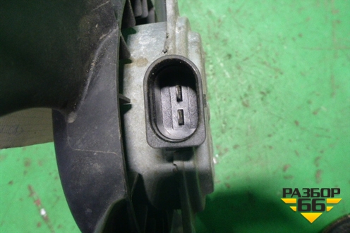 Вентилятор охлаждения радиатора (M134989) для Audi A4 (В8) с 2007-2015г (А4)