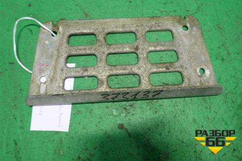 Подножка ступенька (правая верхняя) (1063726) для Volvo TRUCK FM с 2001-2013г (ФМ)