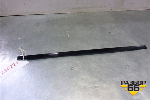 Накладка двери задней левой (на рамку верхняя) (BJ32255A61AD) для Land Rover Range Rover Evoque с 2011-2018г (Евог)