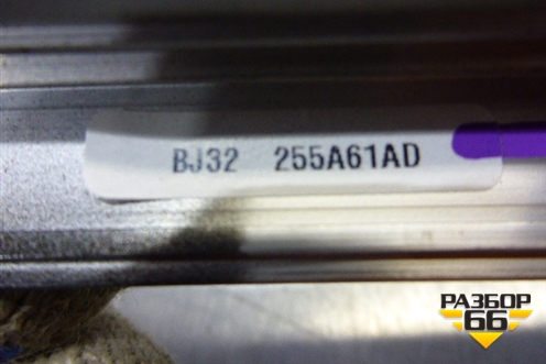 Накладка двери задней левой (на рамку верхняя) (BJ32255A61AD) для Land Rover Range Rover Evoque с 2011-2018г (Евог)