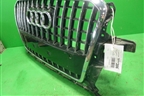 Решетка радиатора (после 2012г под парктроник) (8R0853651R) для Audi Q5 c 2008-2017г (Ку 5)