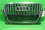 Решетка радиатора (после 2012г под парктроник) (8R0853651R) для Audi Q5 c 2008-2017г (Ку 5)