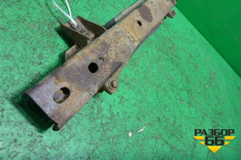 Кронштейн переднего редуктора (5000A070) для Mitsubishi L 200 c 2006-2015г (Л200)