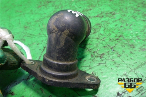 Фланец двигателя системы охлаждения (2.5л 4D56) для Mitsubishi L 200 c 2006-2015г (Л200)