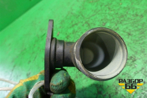 Фланец двигателя системы охлаждения (2.5л 4D56) для Mitsubishi L 200 c 2006-2015г (Л200)