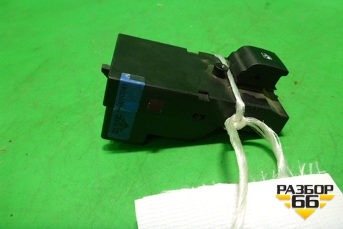 Кнопка стеклоподъёмника (передняя правая) (13301886) для Opel Insignia с 2008-2017г (Инсигниа)