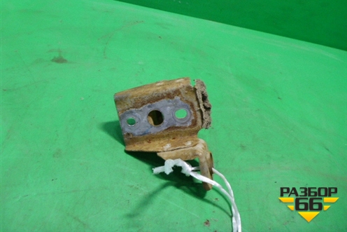 Кронштейн радиатора левый (нижний) (1351A017) для Mitsubishi L 200 c 2006-2015г (Л200)