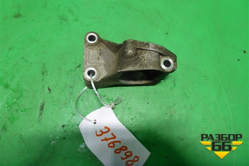 Кронштейн крепления привода (13228250) для Opel Insignia с 2008-2017г (Инсигниа)