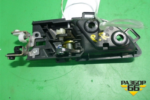 Ручка внутренняя двери передней правой для Honda CR-V(RE) с 2006-2012г (ЦРВ СРВ)