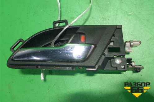 Ручка внутренняя двери передней правой для Honda CR-V(RE) с 2006-2012г (ЦРВ СРВ)