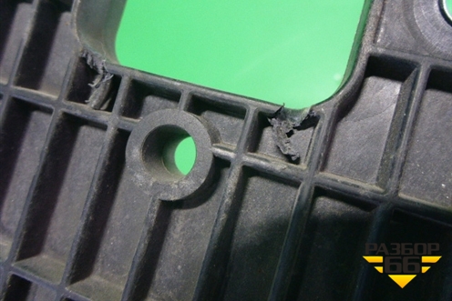 Петля капота  (на капот) (82874944) для Renault TRUCK Premium 2 с 2005-2013г (Премиум 2)