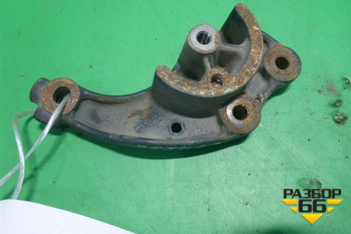 Кронштейн генератора  (DXI11) (21106963) для Renault TRUCK Premium 2 с 2005-2013г (Премиум 2)