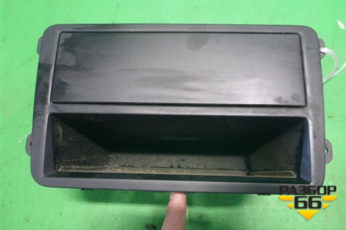 Ящик передней консоли (1K0857058A) для Volkswagen Golf V Plus с 2005-2014г (Гольф 5 Плюс)