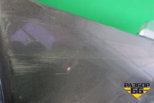 Накладка двери задней правой (4M0853970F) для Audi Q7 c 2015г (Ку 7)