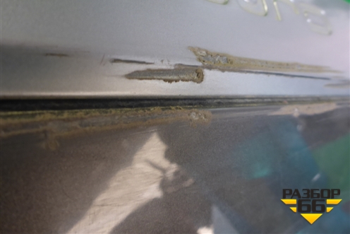 Накладка двери задней правой (4M0853970F) для Audi Q7 c 2015г (Ку 7)