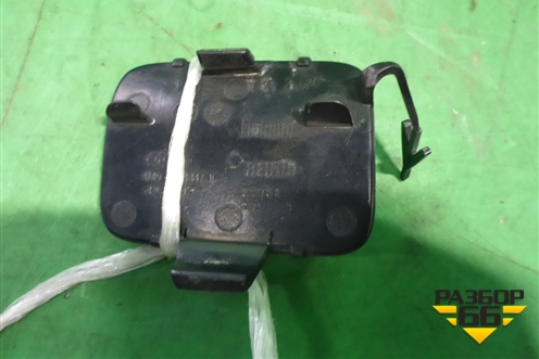 Заглушка в задний бампер (левая) (4M0807441A) для Audi Q7 c 2015г (Ку 7)