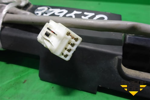 Фонарь подсветки номера (с кнопкой и накладкой) для Hyundai Equus с 2010г (Экус)