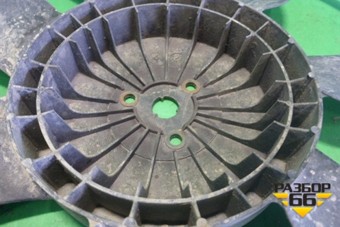 Крыльчатка вентилятора (на кондиционер) для Volkswagen Touareg c 2002-2010г (Туарег)
