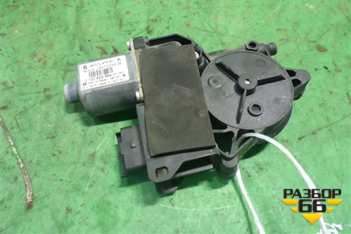Моторчик стеклоподъёмника передний правый (9657247580) для Peugeot 308 с 2007-2014г