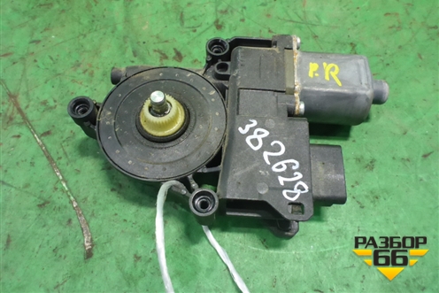 Моторчик стеклоподъёмника передний правый (9657247580) для Peugeot 308 с 2007-2014г