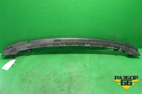 Кронштейн заднего бампера центральный (4M0807458) для Audi Q7 c 2015г (Ку 7)