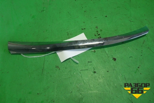 Накладка на решетку радиатора (после 2014г верхняя левая) (5312433010) для Toyota Camry V50 с 2011-2018г (Камри)