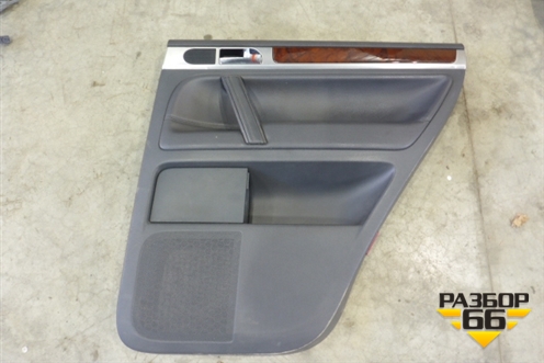 Обшивка двери задней правой под электрику для Volkswagen Touareg c 2002-2010г (Туарег)