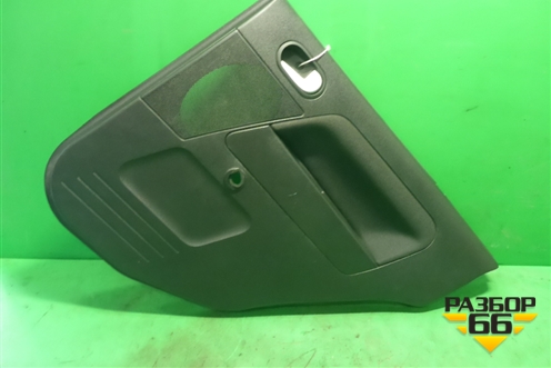 Обшивка двери задней правой под механику (2N11N27406A) для Ford Fusion с 2002г (Фьюжн)