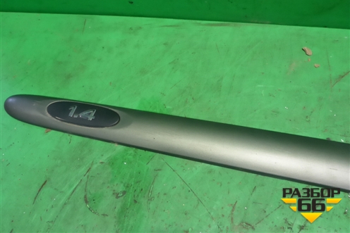 Накладка двери передней левой (7700410278F) для Renault Clio с 1998-2002г (Клио)