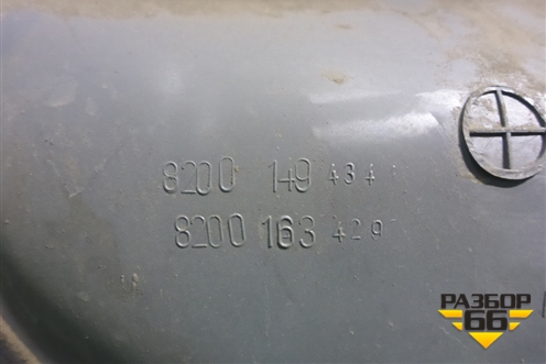 Обшивка двери задней правой под механику (8200149434) для Renault Clio с 1998-2002г (Клио)