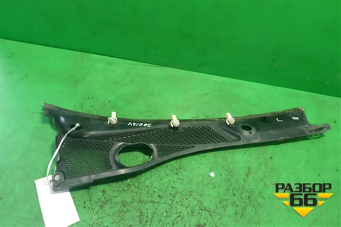 Решетка стеклоочистителей левая (7700410608) для Renault Clio с 1998-2002г (Клио)