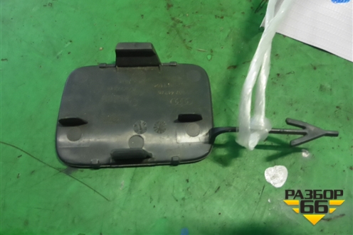 Заглушка в задний бампер (правая) (4M0807442) для Audi Q7 c 2015г (Ку 7)