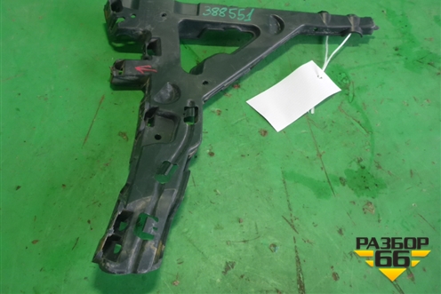 Кронштейн заднего бампера правый (J8A217B930AD) для Land Rover Range Rover Velar с 2017г (Велар)