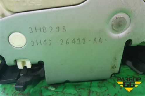 Замок двери задней левой (7 контактов) (3H4226413AA) для Land Rover Range Rover 3 с 2002-2012г (Вог)