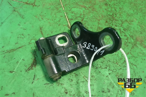 Петля двери задней правой нижняя для Land Rover Range Rover 3 с 2002-2012г (Вог)