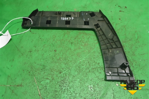 Накладка внутренняя (TD12687DY) для Mazda CX 9 с 2007-2016г (СХ9)