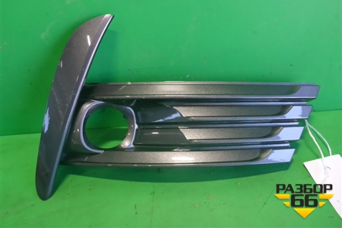 Накладка ПТФ правая (после 2015г) (8148102630) для Toyota Corolla (E18) с 2012-2019г (Королла 180)