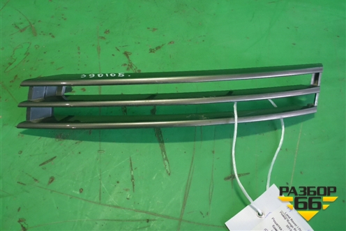 Решетка в передний бампер левая (накладка) (CK52018K28AA) для Land Rover Range Rover 4 с 2013-2022г (Вог)