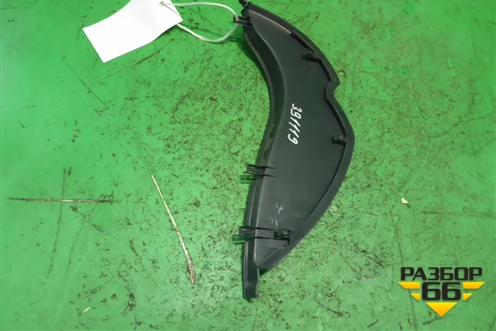 Накладка на торпедо (боковая правая) (8002A180ZZ) для Mitsubishi Lancer-X с 2007г (Лансер)