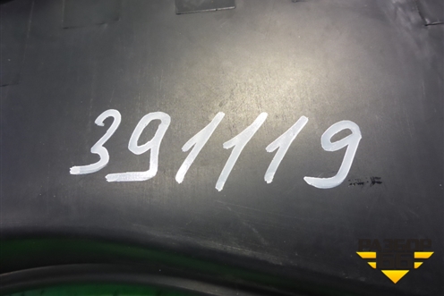 Накладка на торпедо (боковая правая) (8002A180ZZ) для Mitsubishi Lancer-X с 2007г (Лансер)