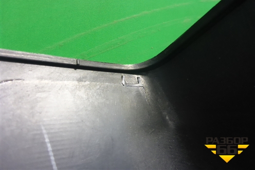 Обшивка стойки центральная нижняя правая (7211A056) для Mitsubishi Lancer-X с 2007г (Лансер)