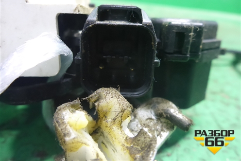 Замок двери передней правой (2 контакта) для Mitsubishi Lancer-X с 2007г (Лансер)