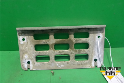 Подножка ступенька (правая верхняя) (1063726) для Volvo TRUCK FM с 2001-2013г (ФМ)