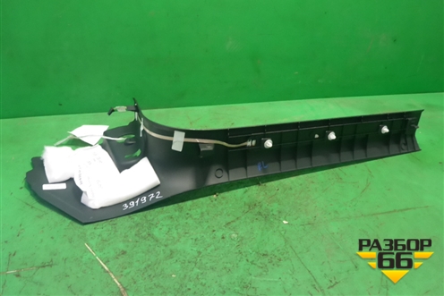 Накладка порога внутренняя переднего левого (с подсветкой) (4H1867271F) для Audi A8 с 2009-2017г (А8)